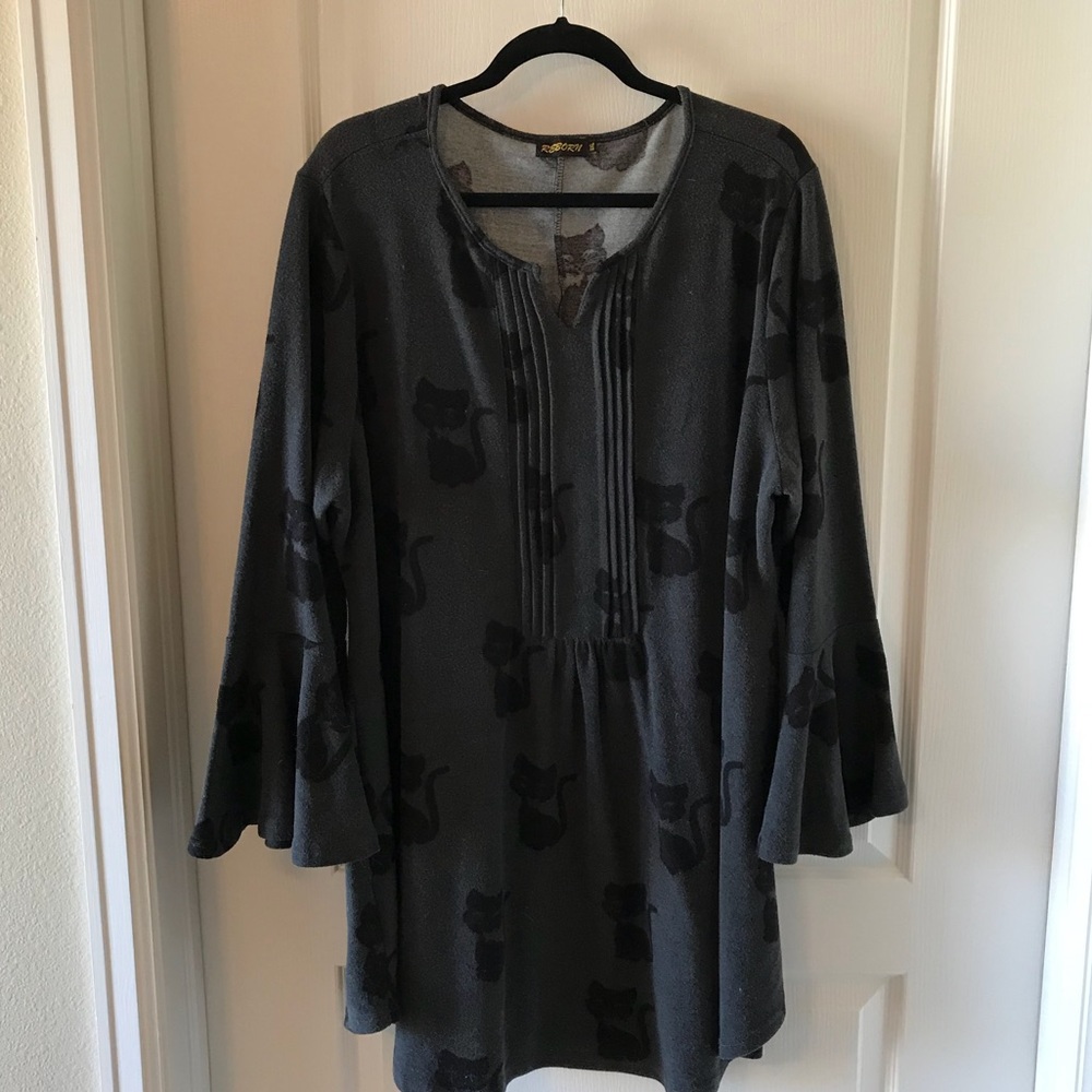 Black cat tunic